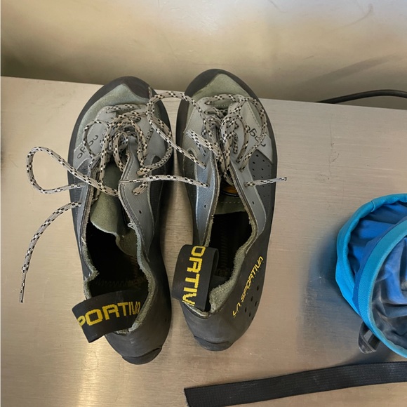 La Sportiva Other - La sportiva sage climbing shoe